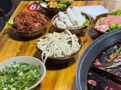 -正南齊北重庆老火锅(光华村直营店)