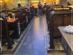 大堂-三个蒙古大叔羊肉串(大宁店)