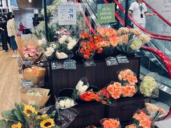 -优衣库(深圳万象天地旗舰店)