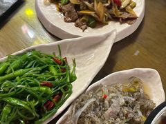 -隔壁老王·家常云南菜(花巷店)