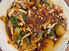 -拈签一笑黄牛肉辣卤串串