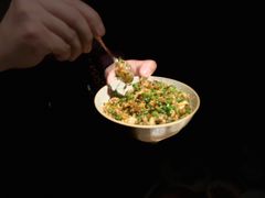 小炒皇配上海麻球-杭州西子湖四季酒店·金沙厅