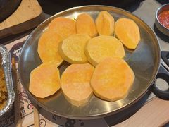 -草家酱蟹炭火烤肉店(珲春南路一店)