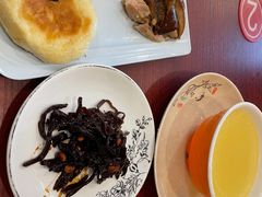 -聚首堂·特色小吃·肘子(什刹海德胜门店)