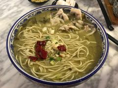 -轻捞慢起面馆(新世界百货店)