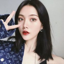 -时尚殿堂明星门店