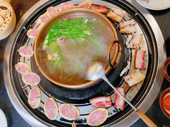 -阿山卓·野生菌火锅·纳西火塘烤肉