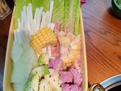 -花菇朵·云山雀 ll 野生菌锅·野果酸汤·精品滇菜(万柳店)