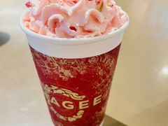 春日桃桃-霸王茶姬(上海恒基名人店)