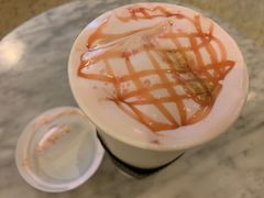 樱花玛奇朵-星巴克臻选(广州沙面店)