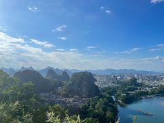 -叠彩山景区