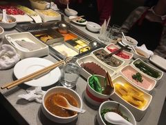 -海底捞火锅(金山百联店)