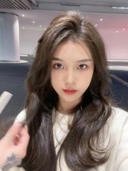 -AYO SALON