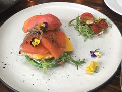 烟熏三文鱼彩虹贝果-吃饼人西餐(南开店)