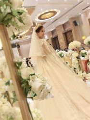 -艾米丽婚纱礼服