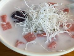 椰汁清补凉-钱记三鲜冰粉