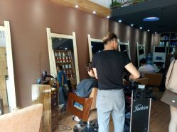 -明洞造型精品烫染