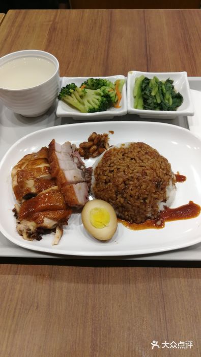 了凡油鸡饭·面(台北101店)图片