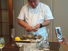 -Oyster Talks 四度蚝法餐厅