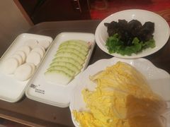 -天宜隆蘑菇宴火锅(石景山旗舰店)