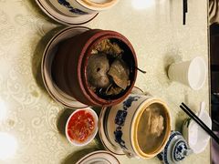 鸡骨草炖猪横利-黄祥华养生堂·炖汤·营养蒸饭(岭南天地店)