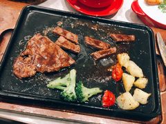 -必胜客(城西银泰店)