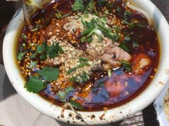 冒脑花-成都你六姐·牛肉冒菜(上海环宇荟店)