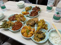 -晓宇盒饭(民安街店)