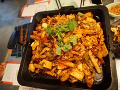 -炭舍干锅·烤鱼(扬名广场店)