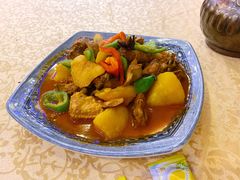 特色的大盘鸡-维吾尔餐厅(宜山路店)