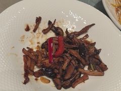 -凤凰园烤鸭店·唐山菜·传承花椒肉(老唐丰路店)