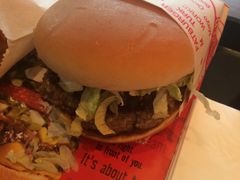 -FATBURGER 特富客汉堡(外交公寓店)