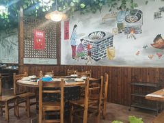 大堂-三里屯土灶炖公鸡地锅鸡(江东店)