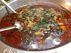 -茅台镇网红溶洞餐厅·茅帮菜馆