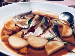 家烧野生鲳鱼-新荣记(南京西路店)