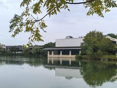 -上海怡沁园度假酒店