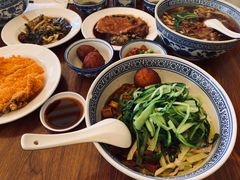 -沪西老弄堂面馆(定西路店)