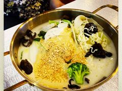 -阿上阿上麻辣香锅&麻辣烫(朝阳蓝色港湾店)