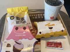 -麦当劳(驿坂服务区B区店)