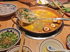 -洱火云南酸菜牛肉火锅(石景山当代商城店)