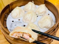 蟹黄大汤包-龙咆汤包·手工现包小笼(拱北口岸店)