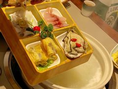 -四点金粥底火锅(沂州里店)