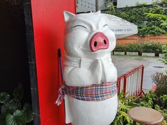 -Naughty Nuri’s Phuket