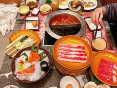 -牛YO寿喜烧·铁板烧和牛火锅自助(市府恒隆店)