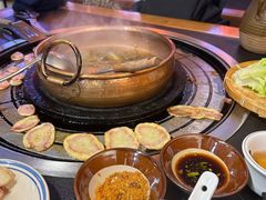 -阿山卓·野生菌火锅·纳西火塘烤肉