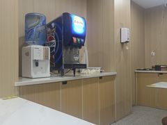 -杨铭宇黄焖鸡米饭(光谷APP广场店)