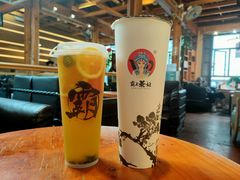 -霸王茶姬(南强街店)