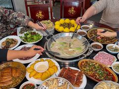 -老来福·非遗酸汤兔(凯旋路店)