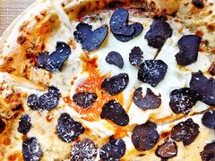 黑松露有机蛋Pizza-Atto Primo