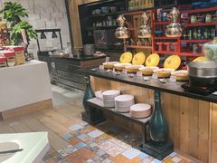 -松咖啡自助餐厅·松北香格里拉